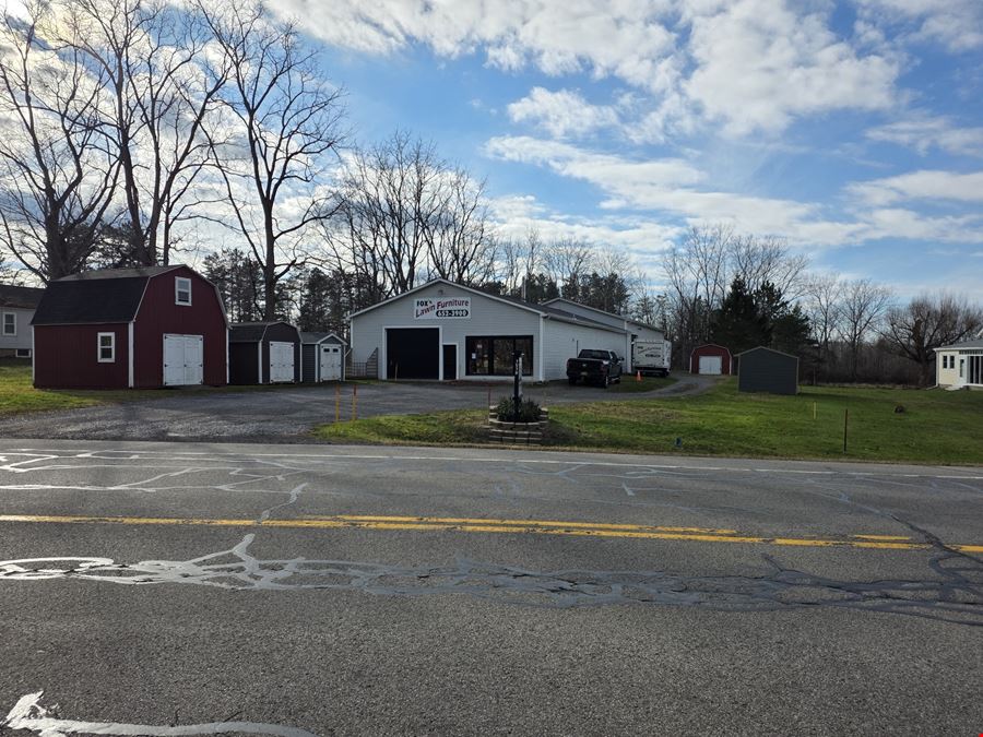 7570 Seneca St - PRICE REDUCTION!  6,400+/- SF Retail/Office Space