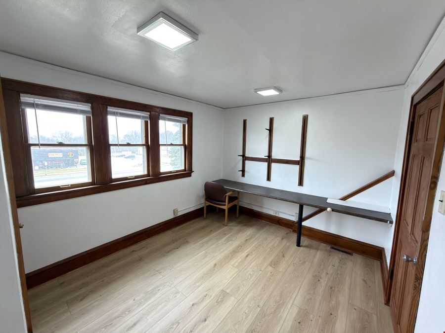 8505 W Forest Home Ave
