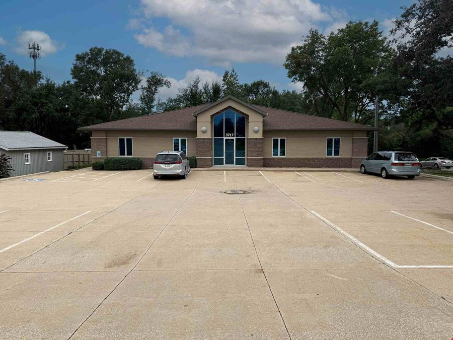 3717 Center Point Rd NE