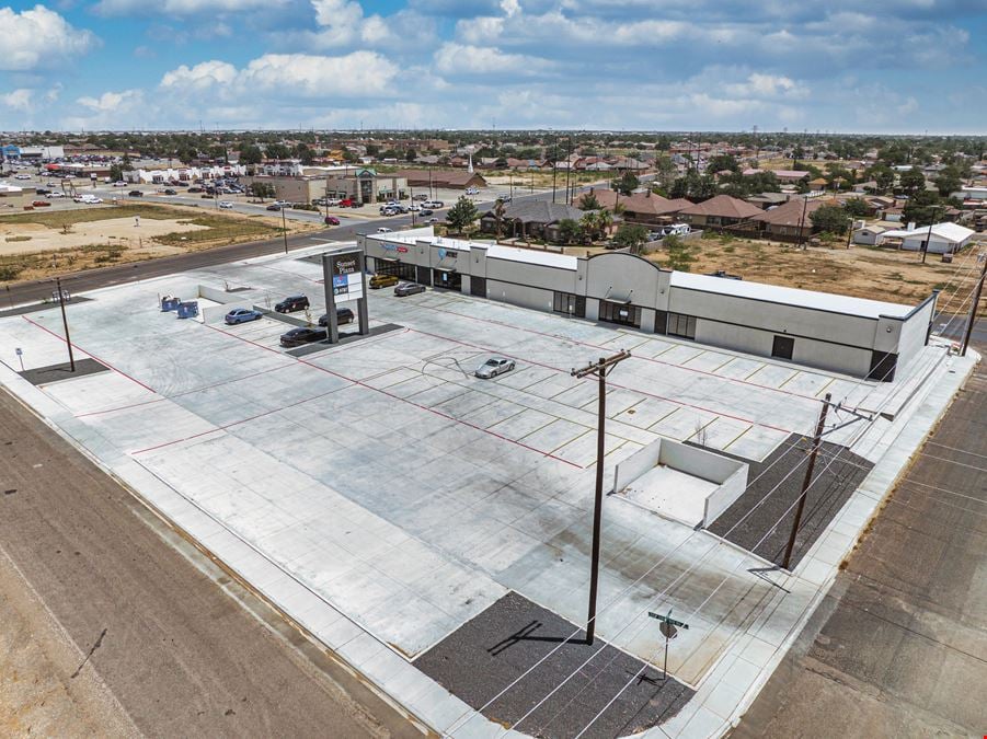 Modern Retail Strip Center in Desirable Location