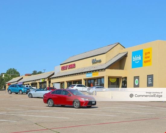 Preview of Retail space for Rent at 605 Harwood Road