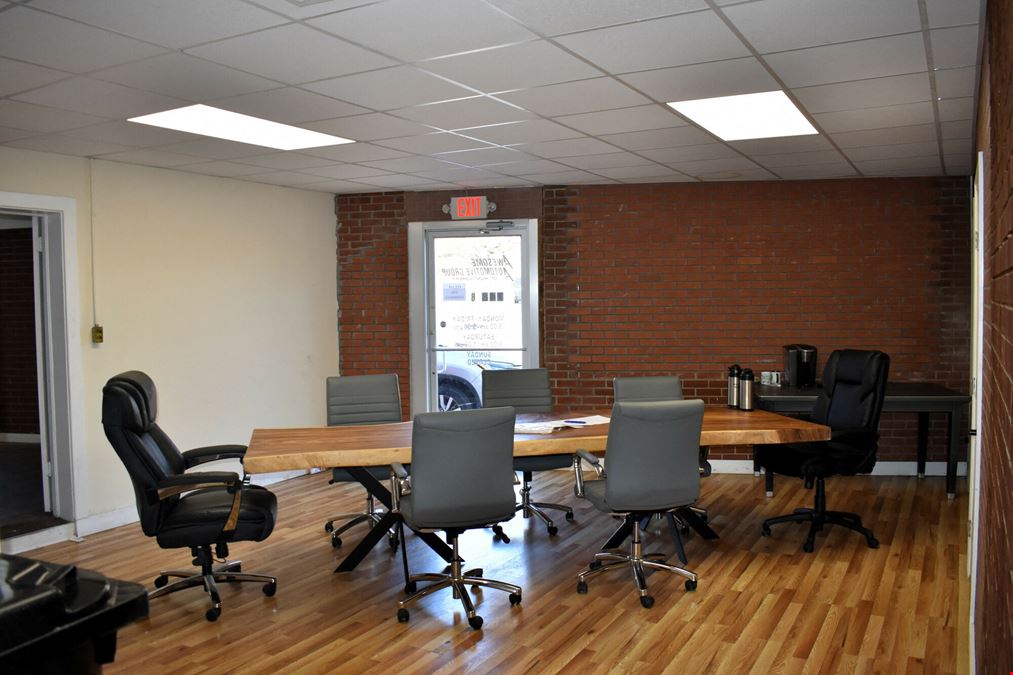 748 S. Decatur St. - 8,626 SF Office Warehouse Space Near Exit 1, I-85