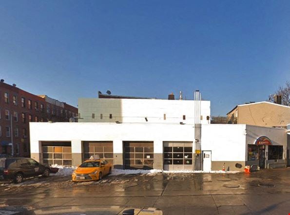 Preview of Industrial space for Rent at 321 McGuinness Boulevard