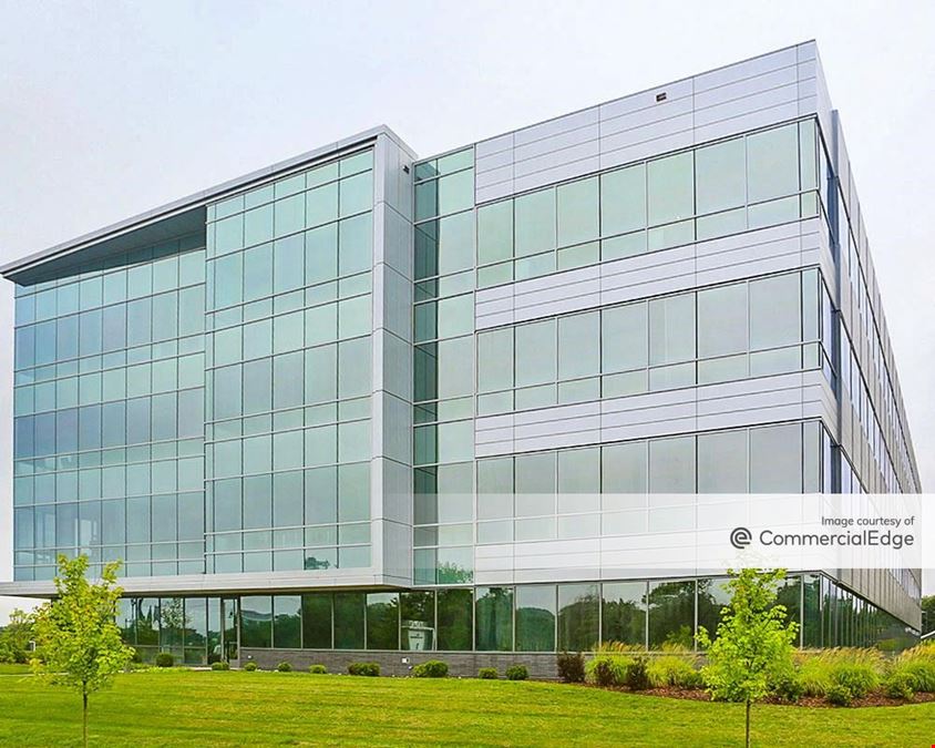 ShelbyHurst Office Campus - 700 North Hurstbourne Pkwy