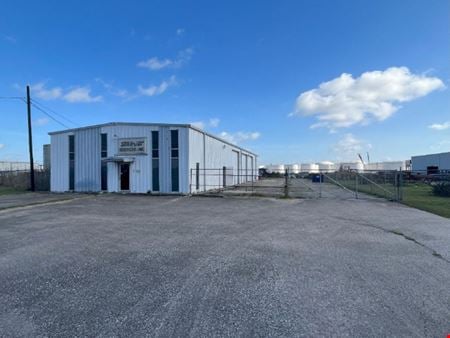 Preview of Industrial space for Sale at 7418 Leopard St