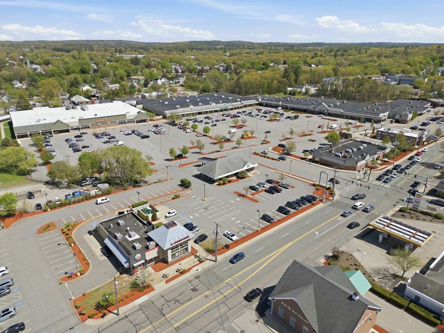 300 Main Street Marketplace