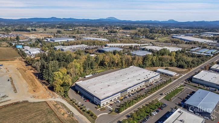 Ridgefield Commerce Center for Sublease