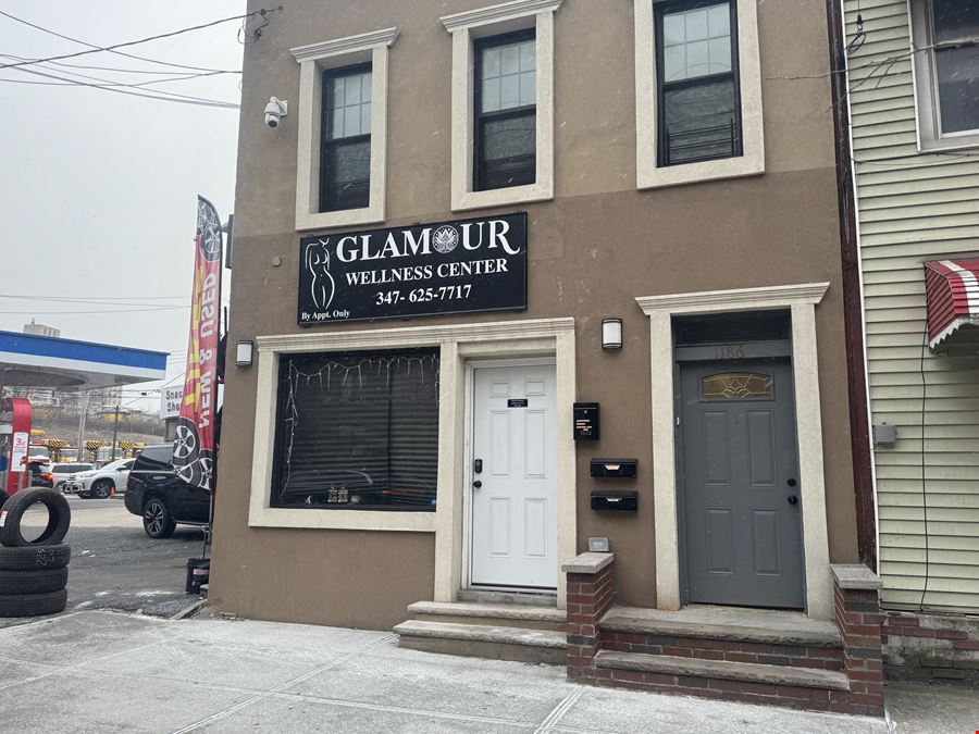 1186 E Tremont Ave