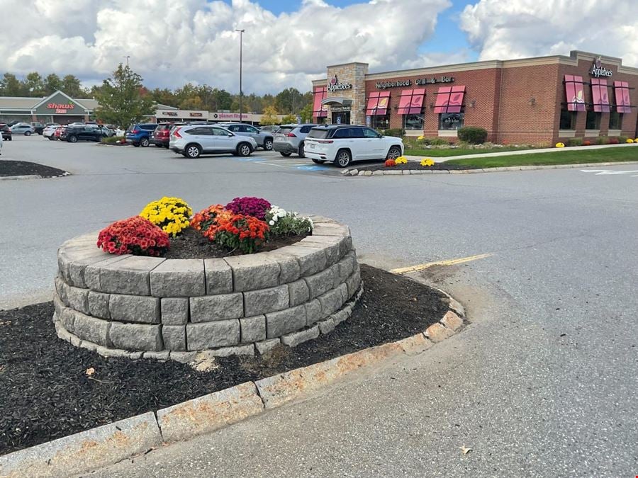 Shaw's Plaza Waterville
