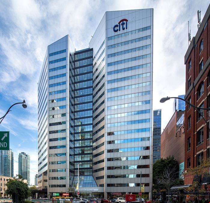 123 Front St W