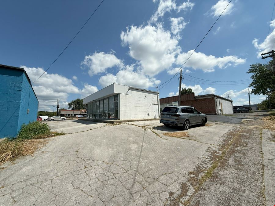 920 West Kearney