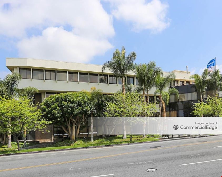 4801 Wilshire Blvd