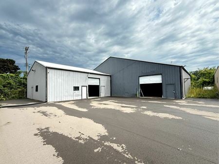 Preview of Industrial space for Rent at 3376 Warren Dr