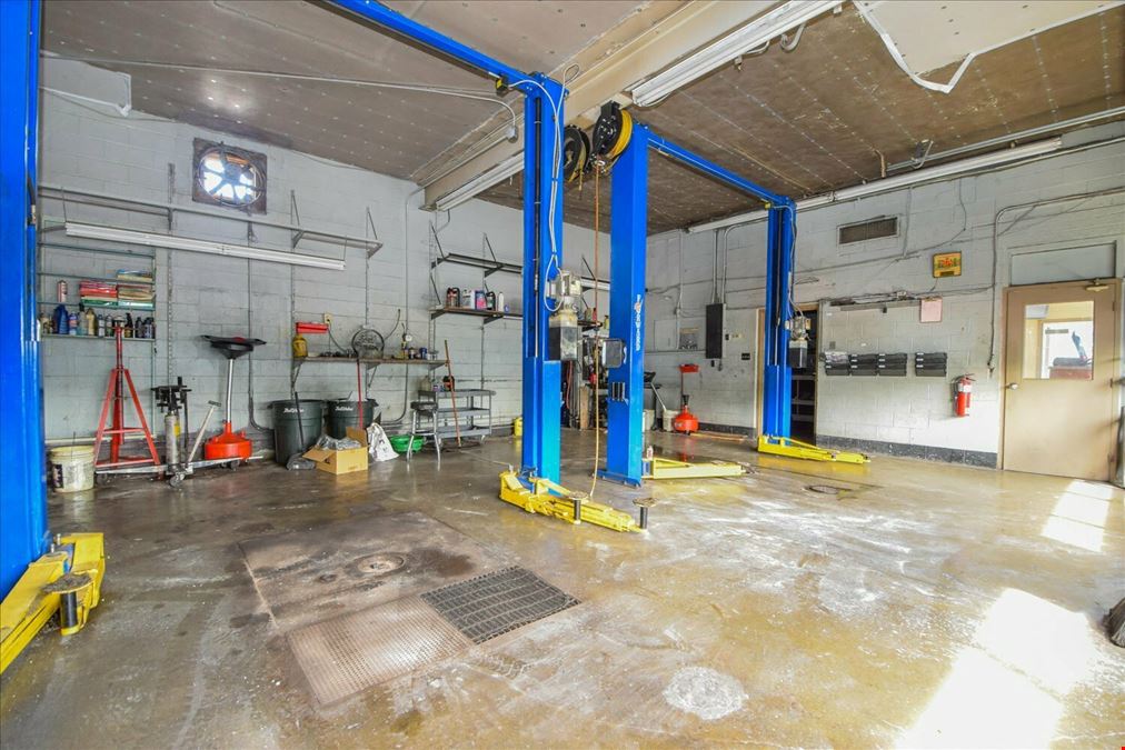 Williamson Road Mechanic Shop
