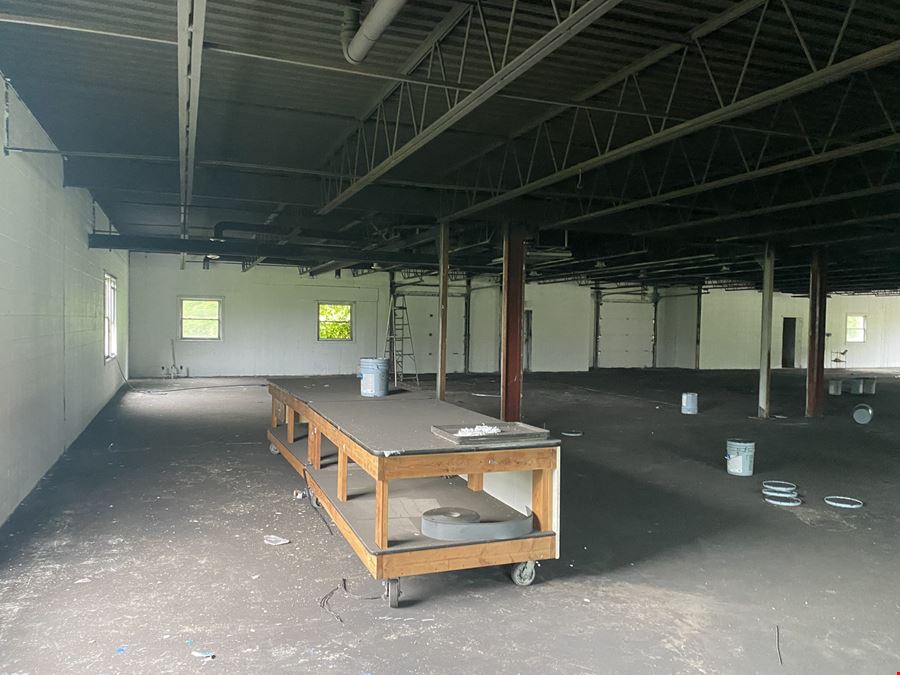 195 W Newberry Rd