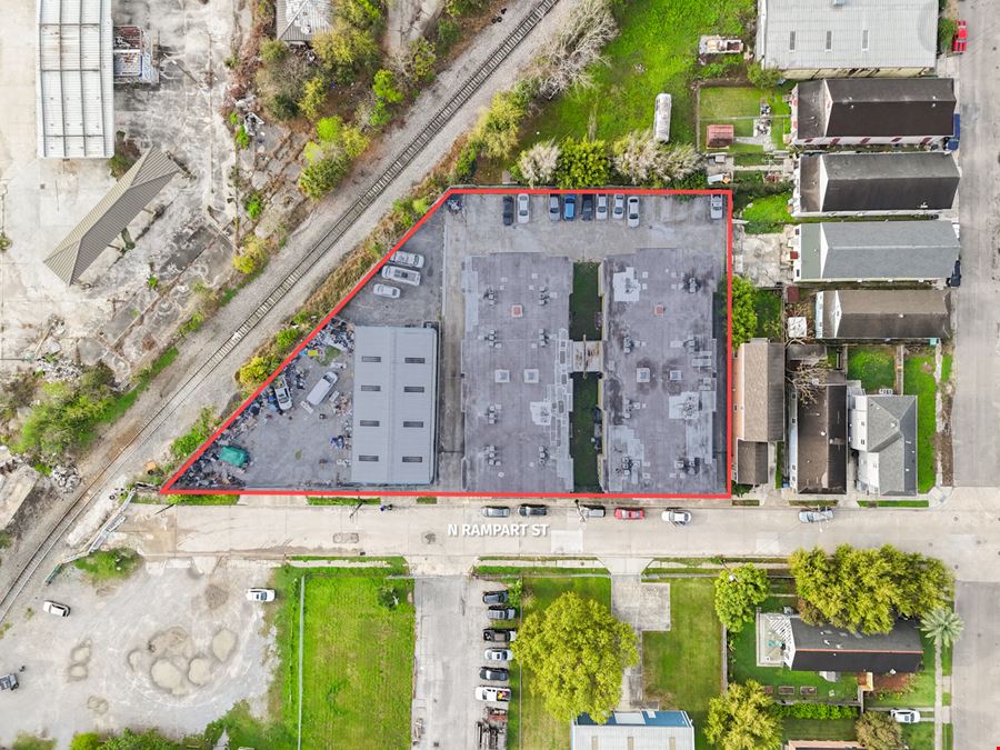 48-Unit Multifamily with Warehouse in Bywater