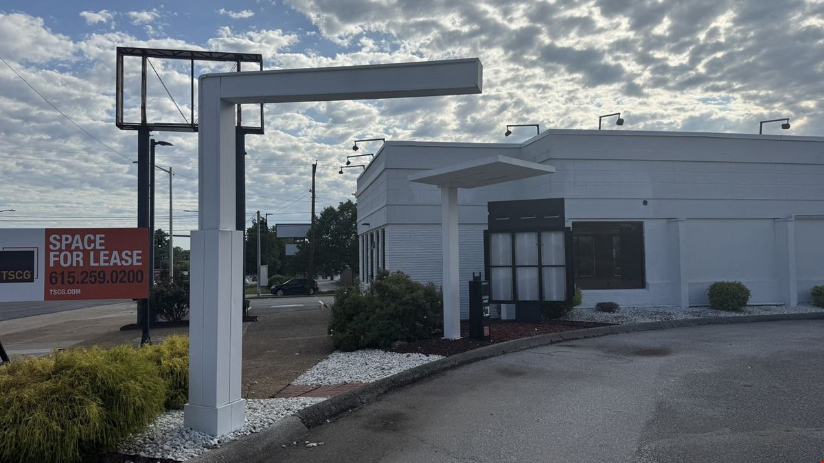 2456 E Magnolia
