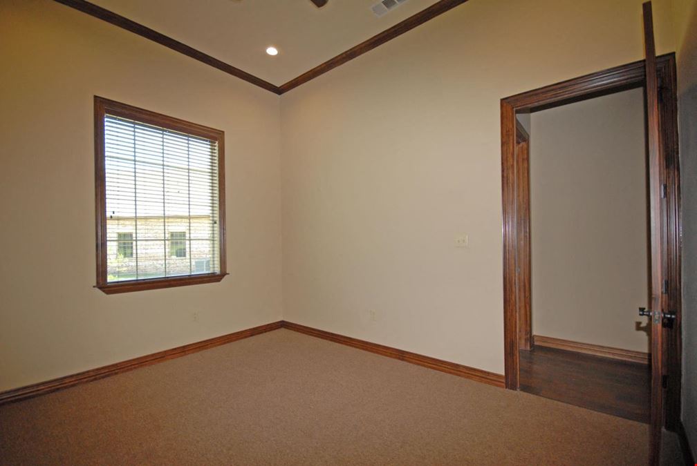 9300 John Hickman Pkwy #604
