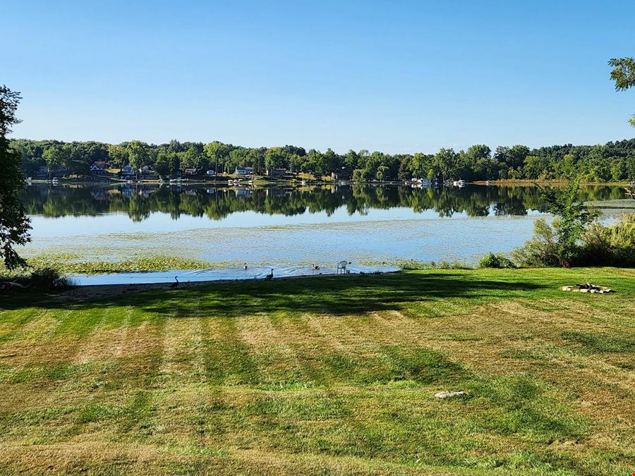 Pleasant Lake Mobile Home Community