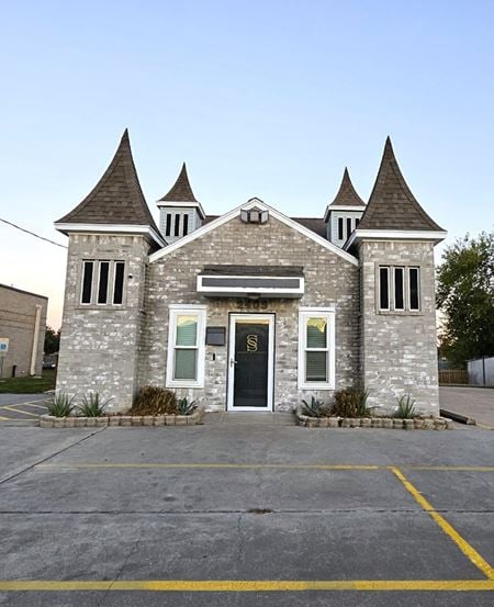 Preview of Coworking space for Rent at 2409 Maxwell Lane