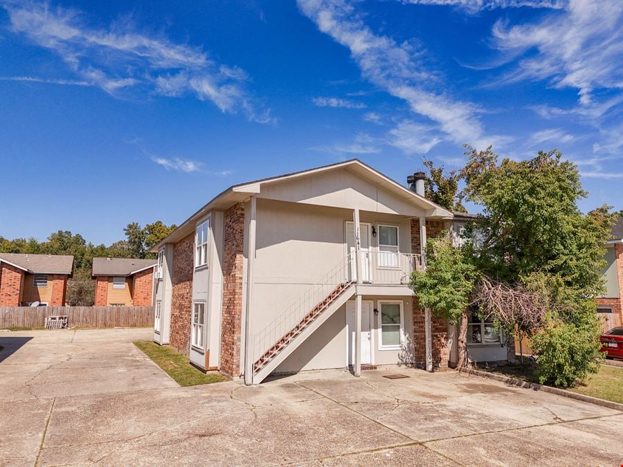 Fully-Occupied Fourplex with 8.01% CAP Near I-12