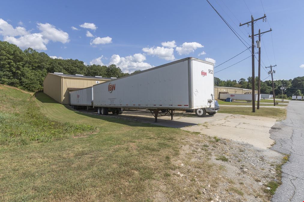 70,000 SF WAREHOUSE SPACE