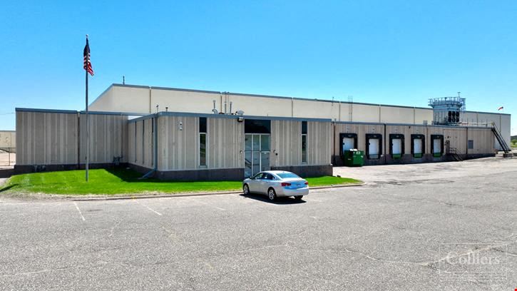 ±220,000 SF Available For Sale or Lease