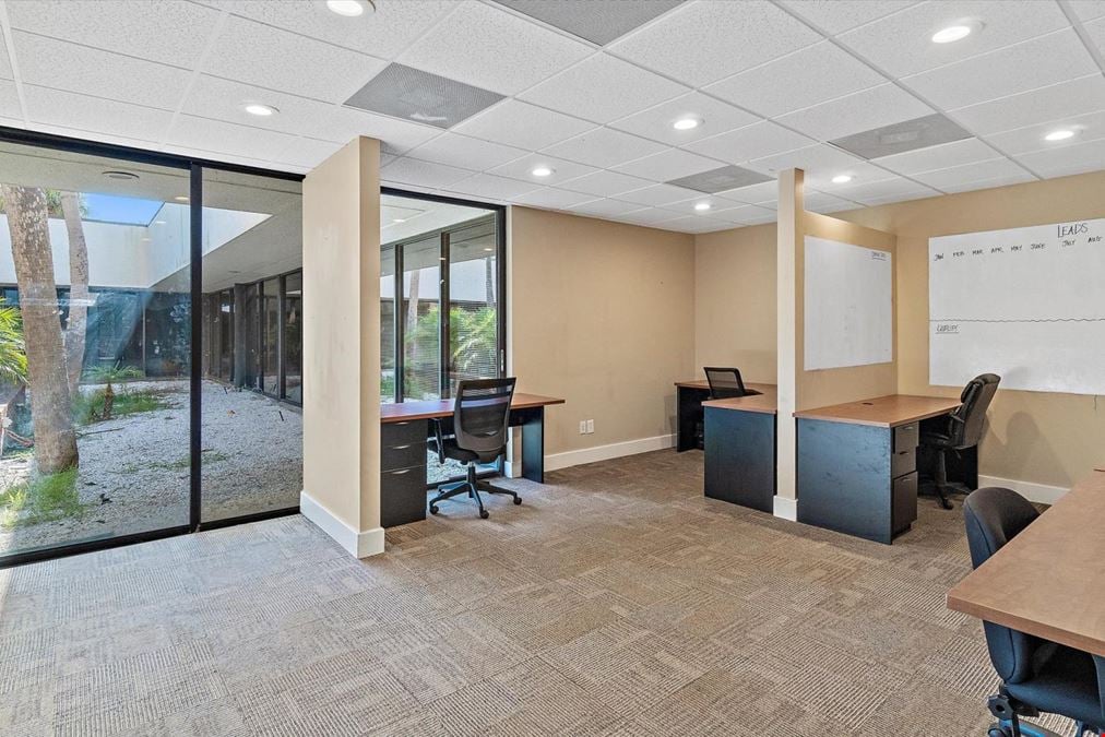 Free Standing Office Building - Tyrone / Seminole 