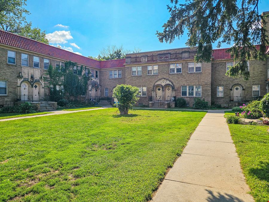 Casa Linda Townhomes