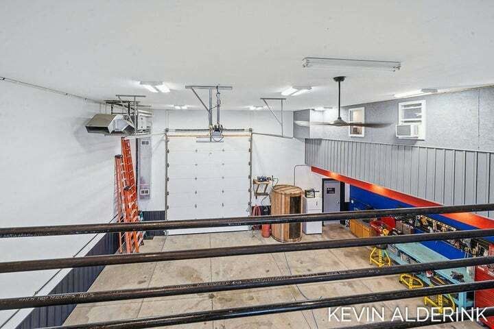 2,600 SF Commercial Condo w/Living-Work Space & Garage Bay