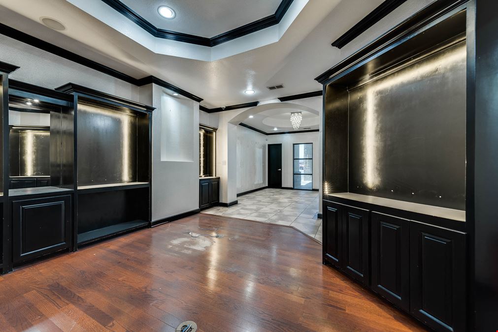 Turnkey Medical or Retail Space Opportunity