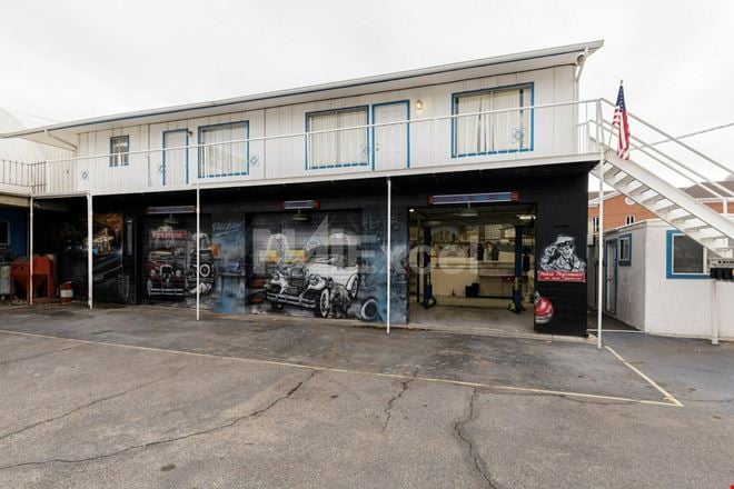 Preview of Retail space for Rent at 165 W St George Blvd