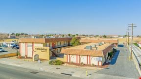 1309 E Palmdale Blvd