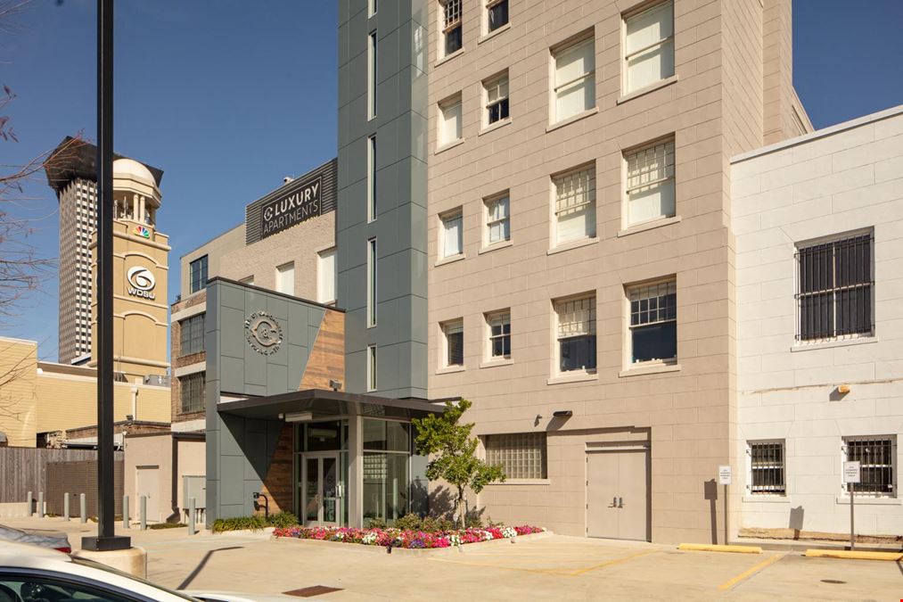 1001 Carondelet