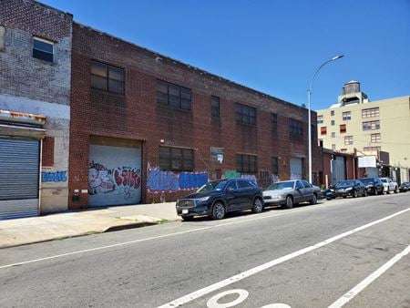 Preview of Industrial space for Rent at 880 Dean Street