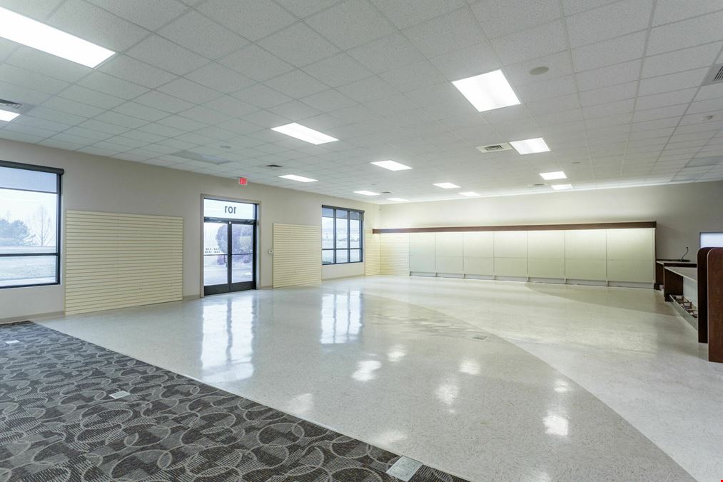 OFFICE CONDO AVAILABLE IN MYERS CORNER OFFICE COMPLEX