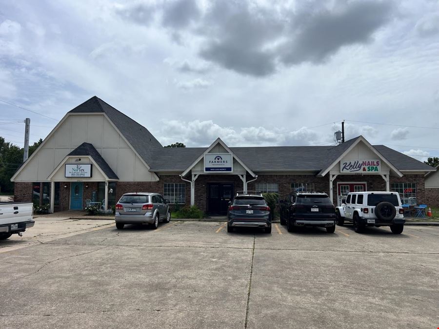 1,581 Sq. Ft. Retail/Office Space