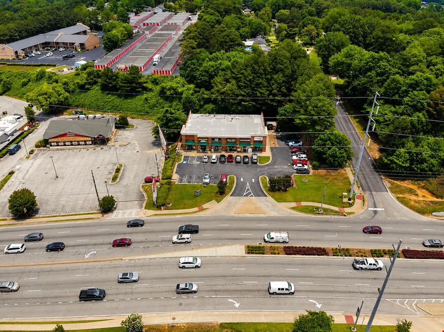 Norcross Square Plaza
