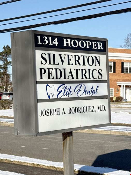 Turnkey Medical Office Condo for Lease