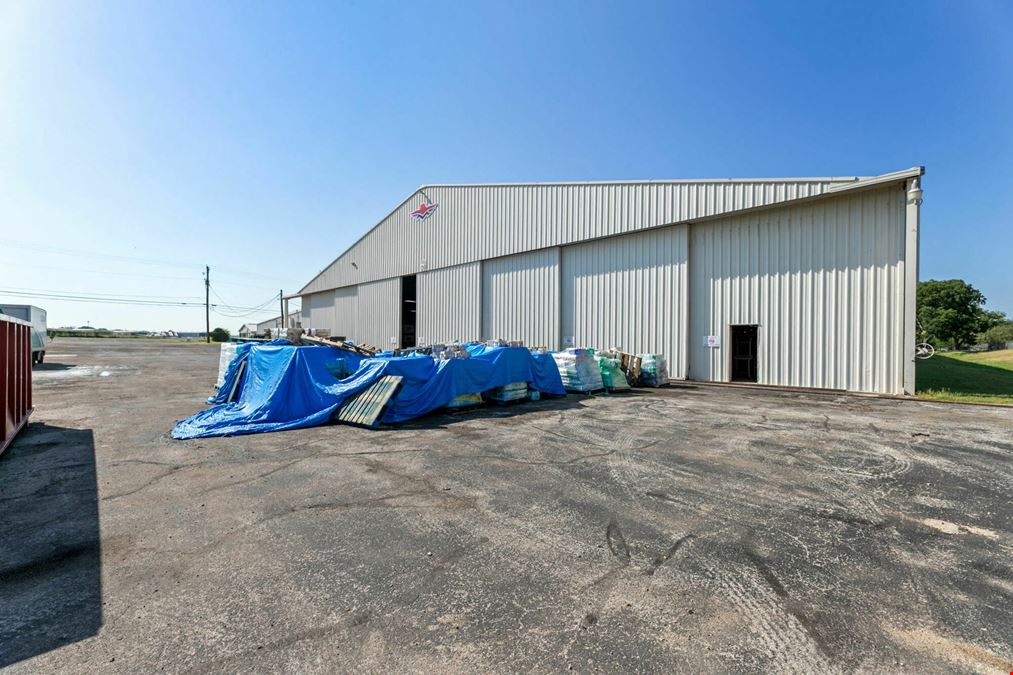 Kerrville Hangars