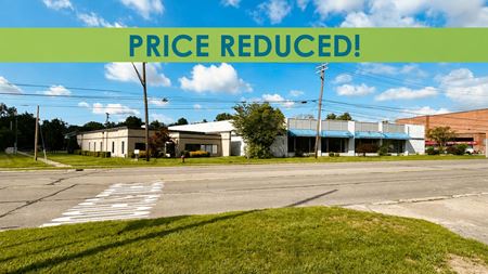 Preview of Retail space for Sale at 32315 Grand River Ave