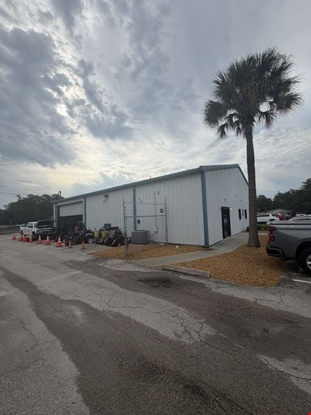 Preview of Industrial space for Rent at 1077 Derbyshire Rd