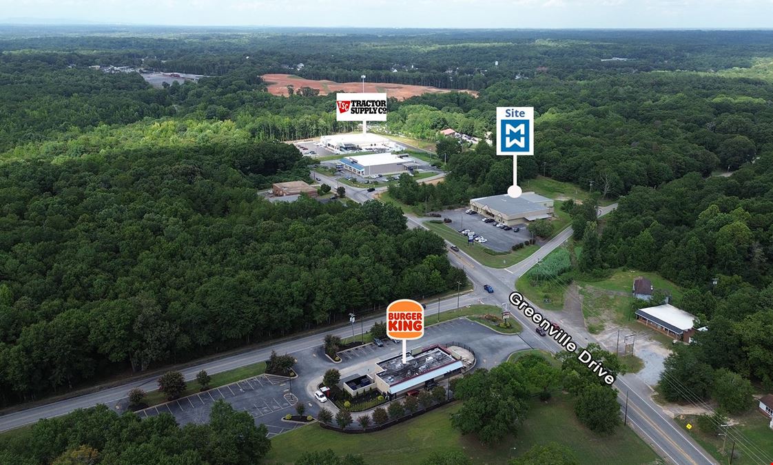 900 Greenville Dr.