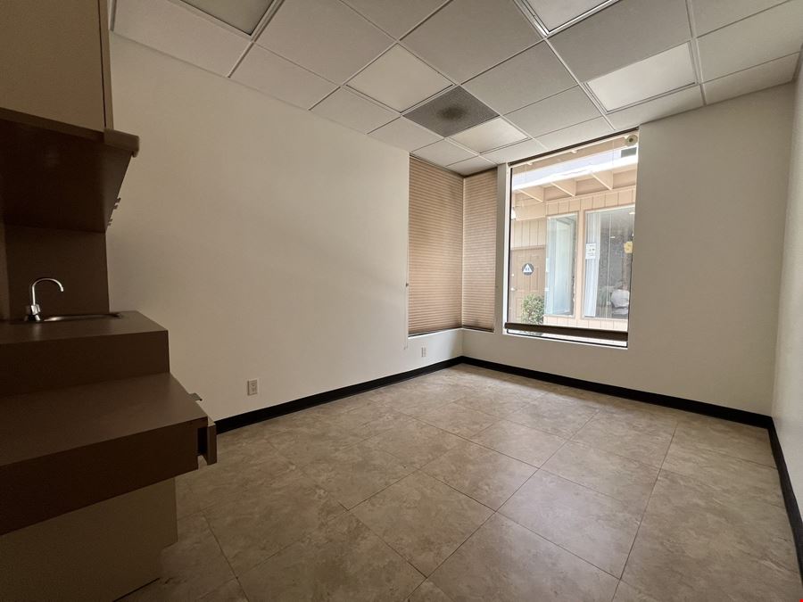 204 E Chevy Chase Dr