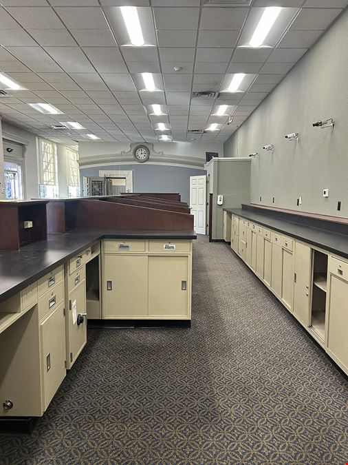 Retail Space in Downtown Location