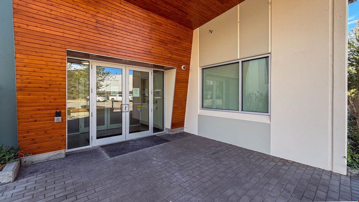 Outstanding professional office space available in the North End of Downtown Kelowna. 