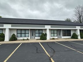 Habersham Center - ±1,000 SF of Office Space For Lease