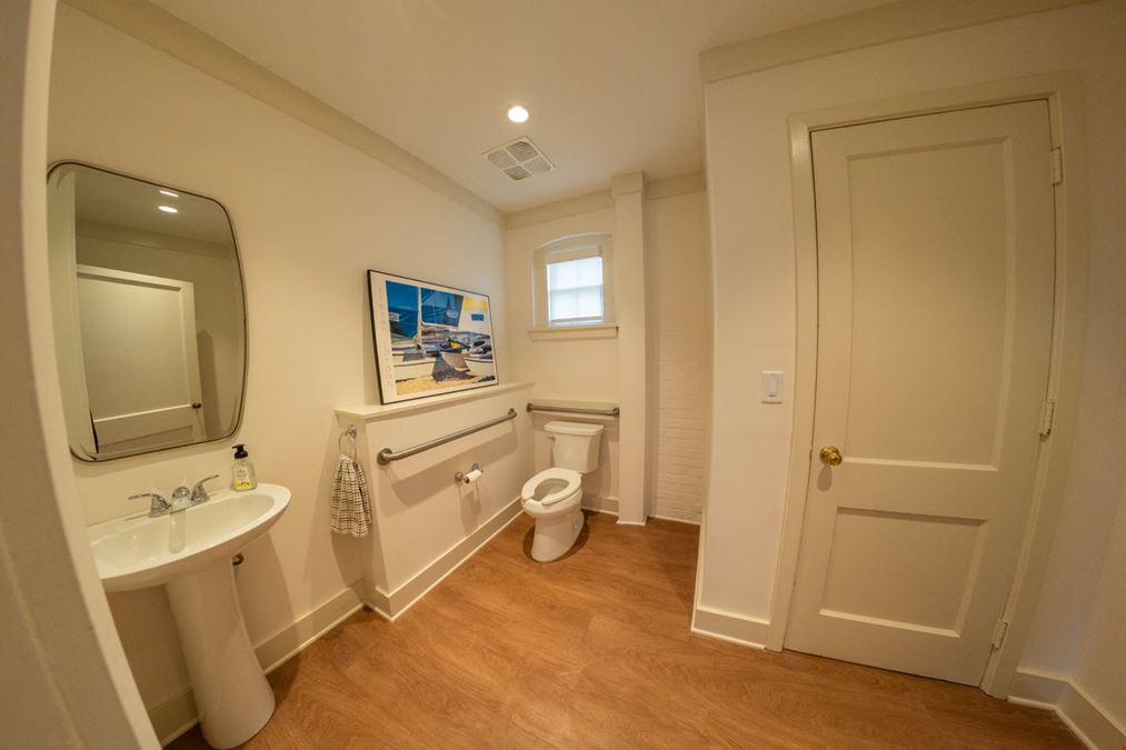 1st Floor of 302 Willard St