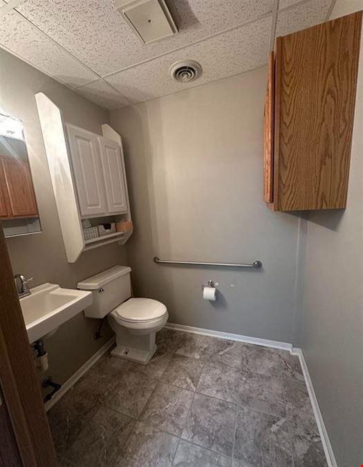 1605 Candletree Dr Suite 103