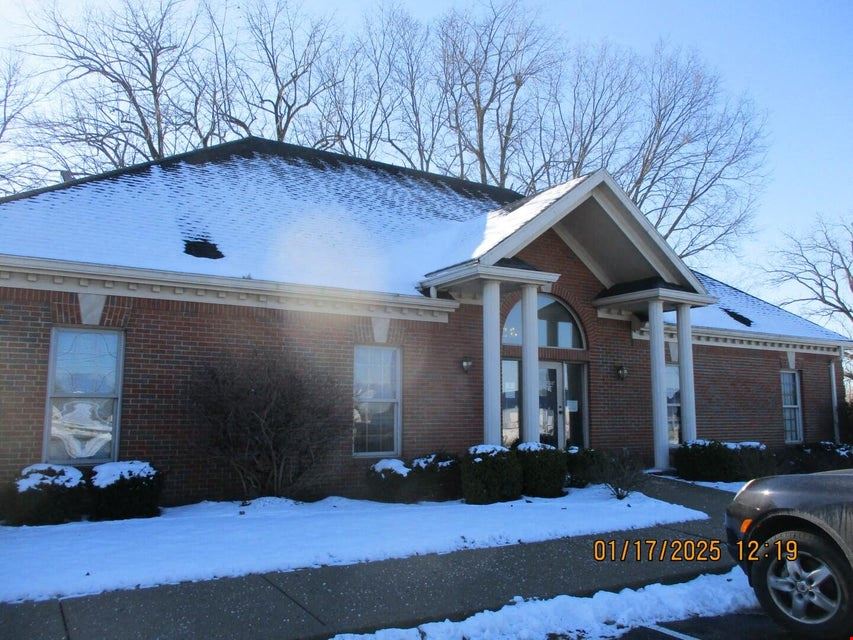 9163 North County Road 25A, Piqua, OH 45356